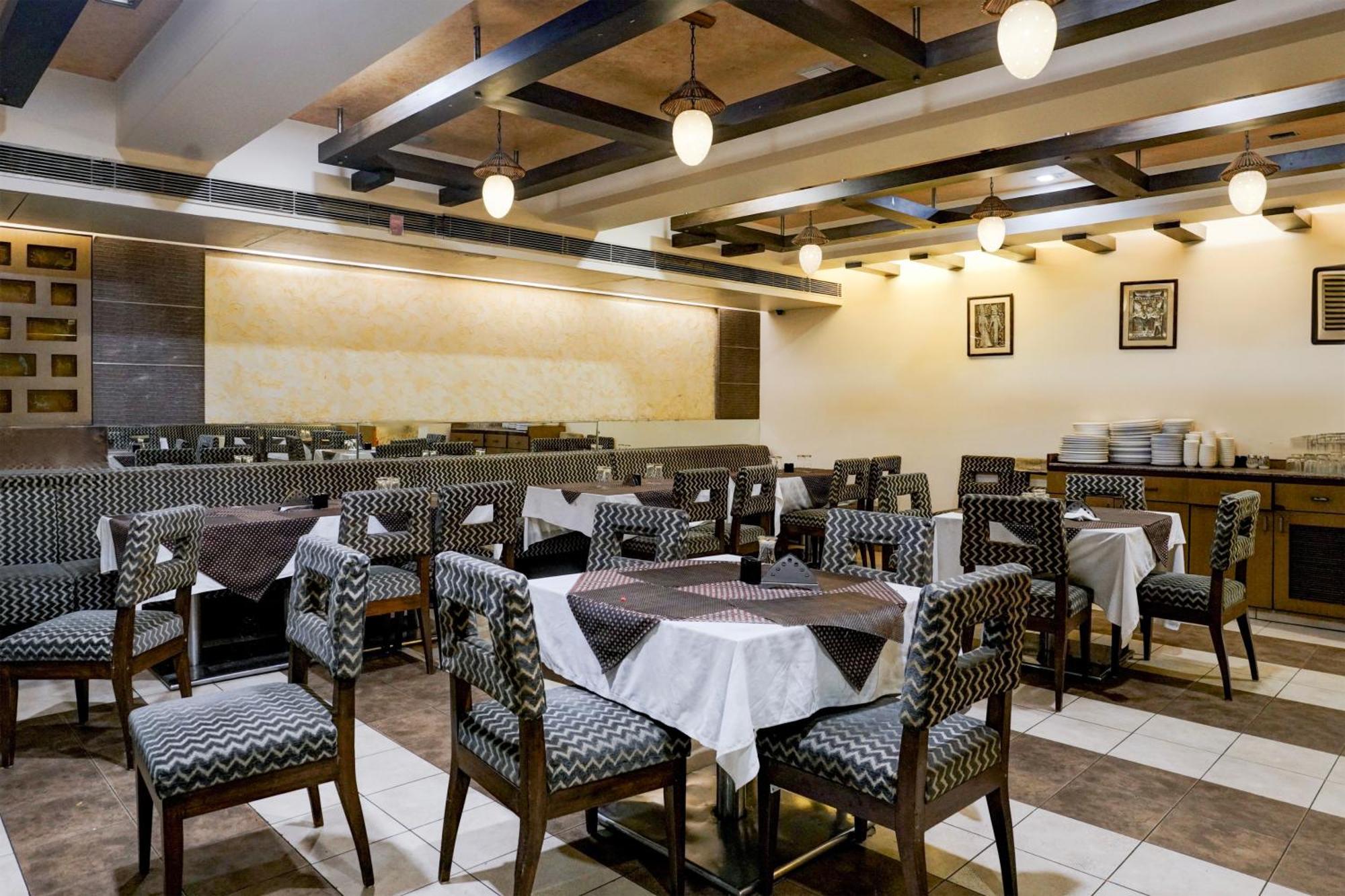 Super Collection O Limda Chowk Formerly Hotel Harmony Rajkot Ngoại thất bức ảnh
